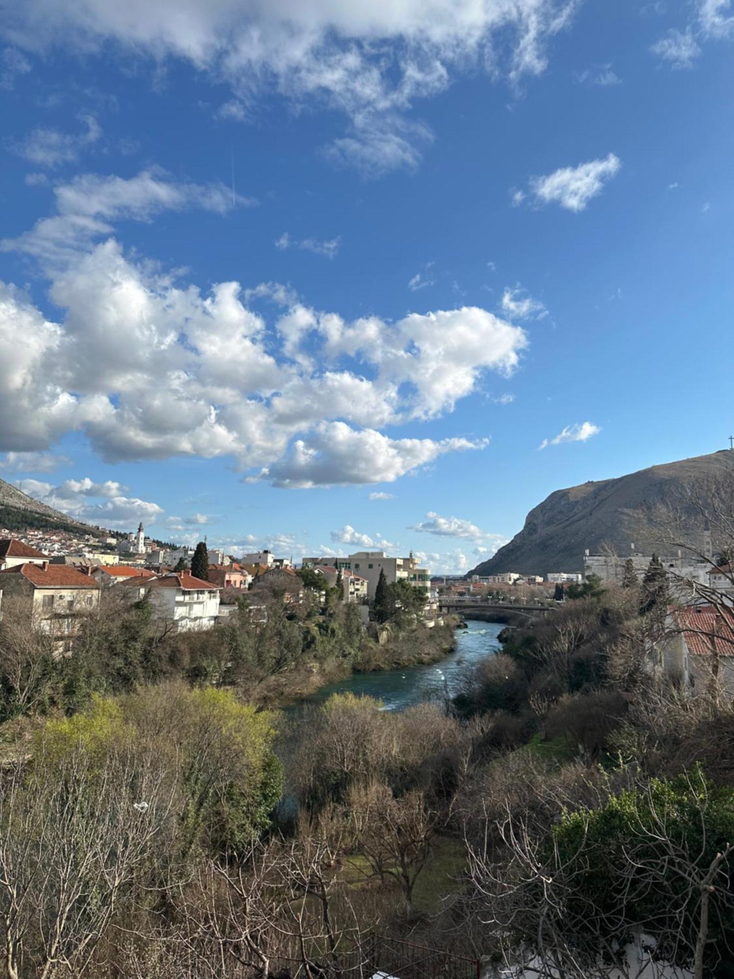Apartment Collina Mostar Bagian luar foto