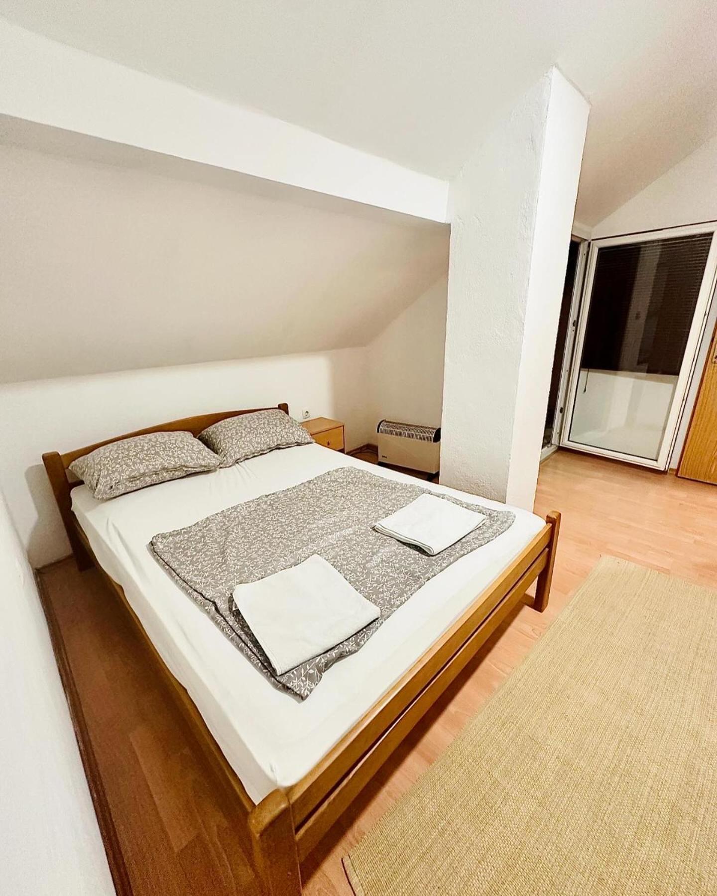 Apartment Collina Mostar Bagian luar foto